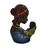 Femme afro statue avec enfant