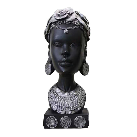 Femme noire statue Afrique