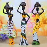 Statue africaine femme villageoise