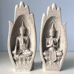 Statue bouddha dans mains