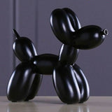 Statue chien noir salon ballon