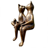 Statue de chat qui s'embrasse