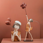 Statue de femme moderne
